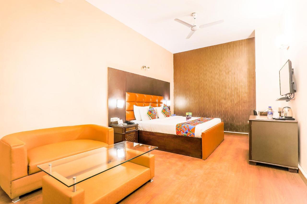 Fabhotel Conclave Boutique 新德里 外观 照片